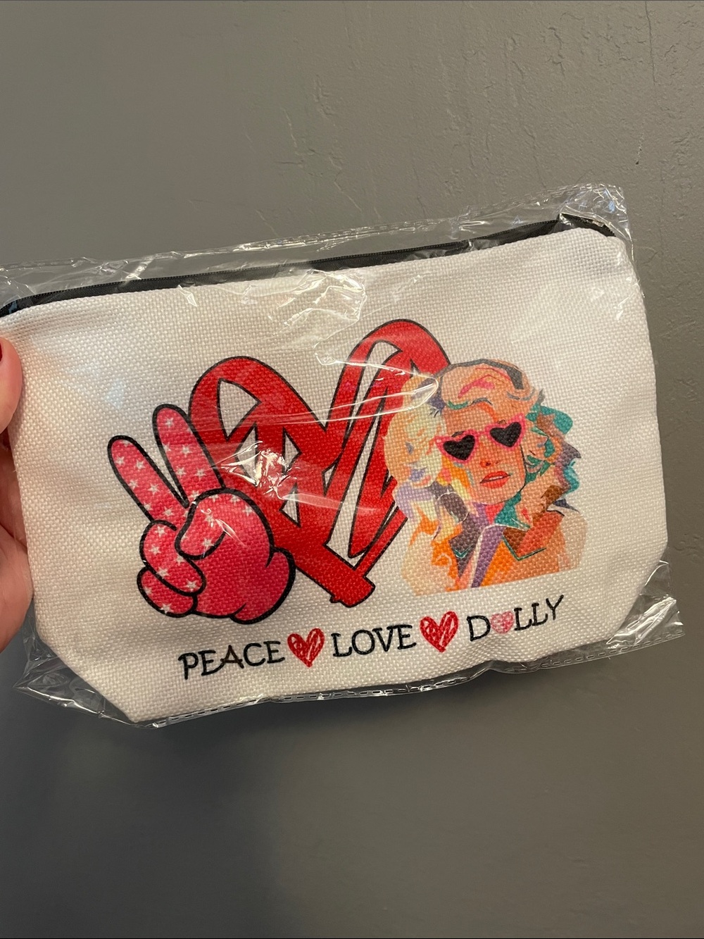 'Peace Love Dolly' Graphic Cosmetic Pouch - NEW